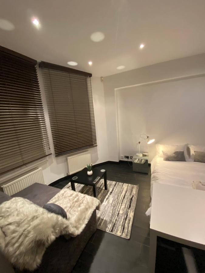 Apartament Beautiful Modern Studio In High Street Kensington Londyn Zewnętrze zdjęcie